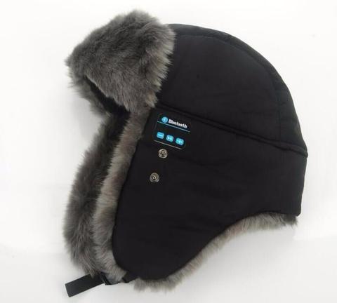 Bomber aviator hat with Bluetooth 