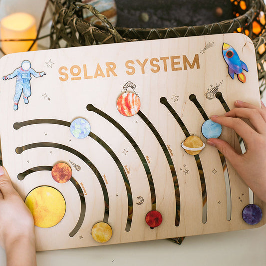 Wooden Montessori educational toy / solar system 