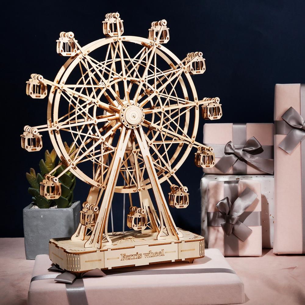 3D wooden puzzle, Ferris wheel with wind-up mechanism