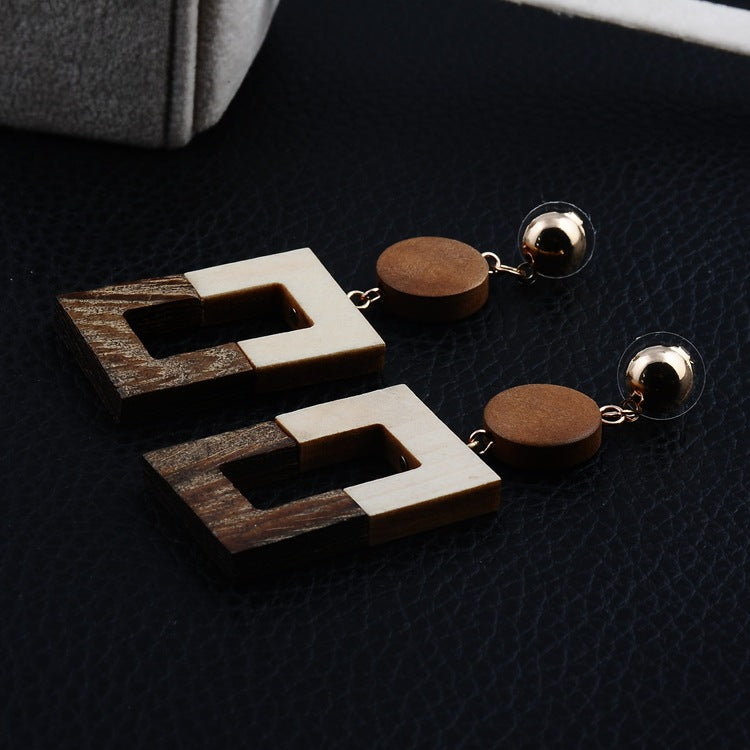 Stylish 2 colored vintage wooden earrings