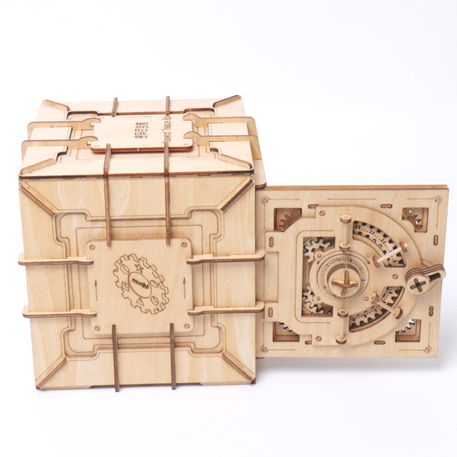 3D wooden puzzle, vault/safe