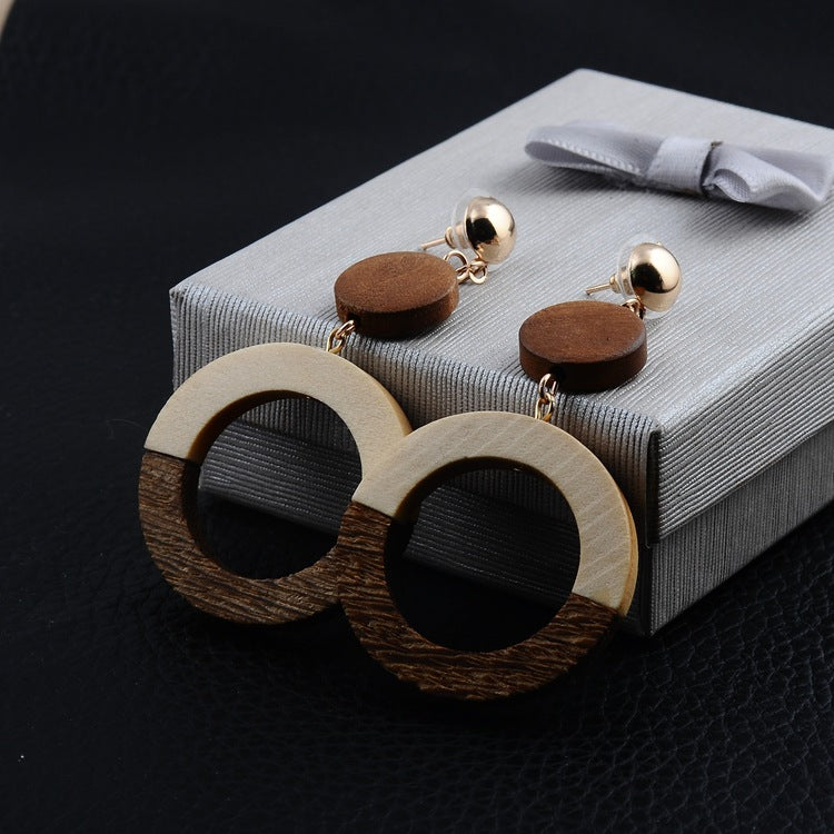 Stylish 2 colored vintage wooden earrings