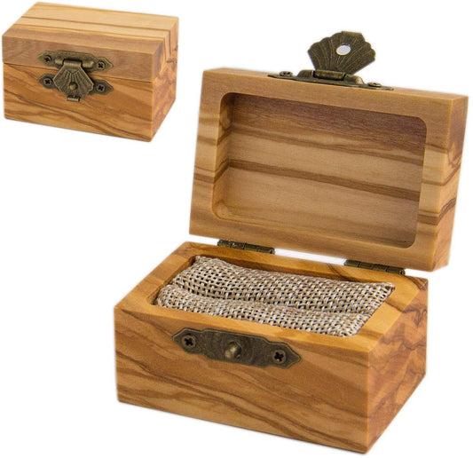 Jewelry box for wedding rings/engagement made of olive wood (100% handmade)