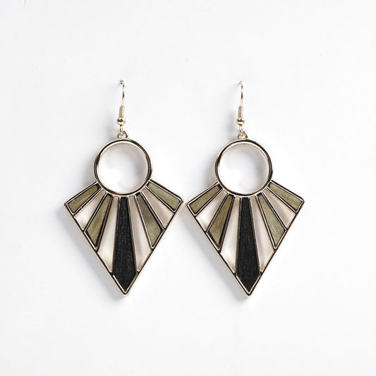 Geometric earring made of colored wood